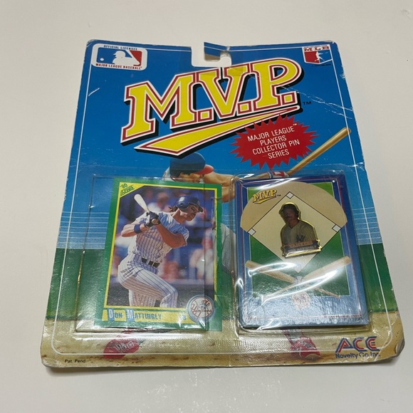 MVP Card and Pin Set - Picture 1 of 1